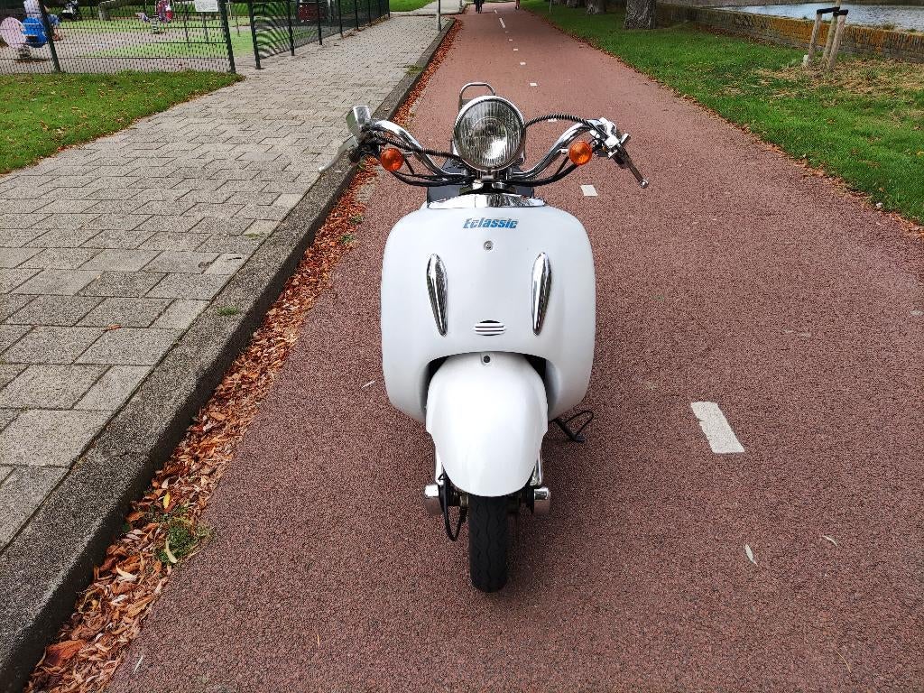 ELECTRISH SCOOTER, Ophalen, Overige modellen, Elektrisch, Zo goed als nieuw