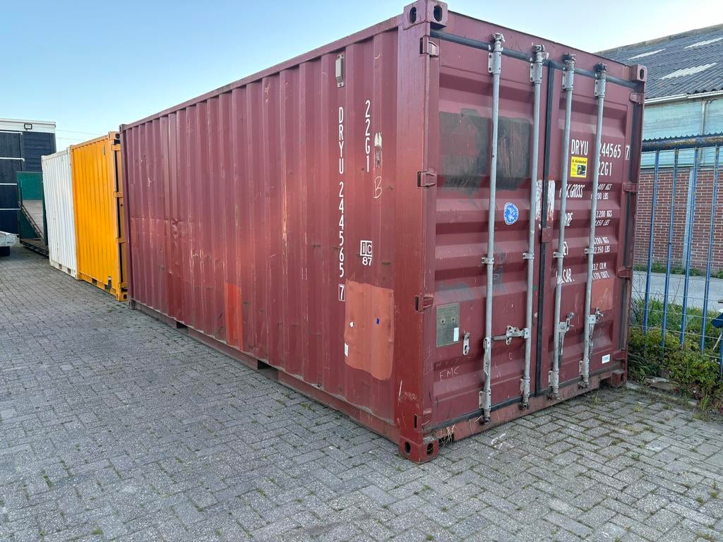 Gebruikte zeecontainer / opslagcontainer 20FT, Ophalen