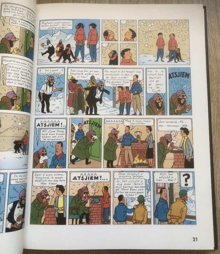 KUIFJE - DE NAJAVALLEI/ DE GUITENSTREKEN VAN QUICK & FLUPKE, Eén stripboek, Ophalen of Verzenden, Zo goed als nieuw, Hergé