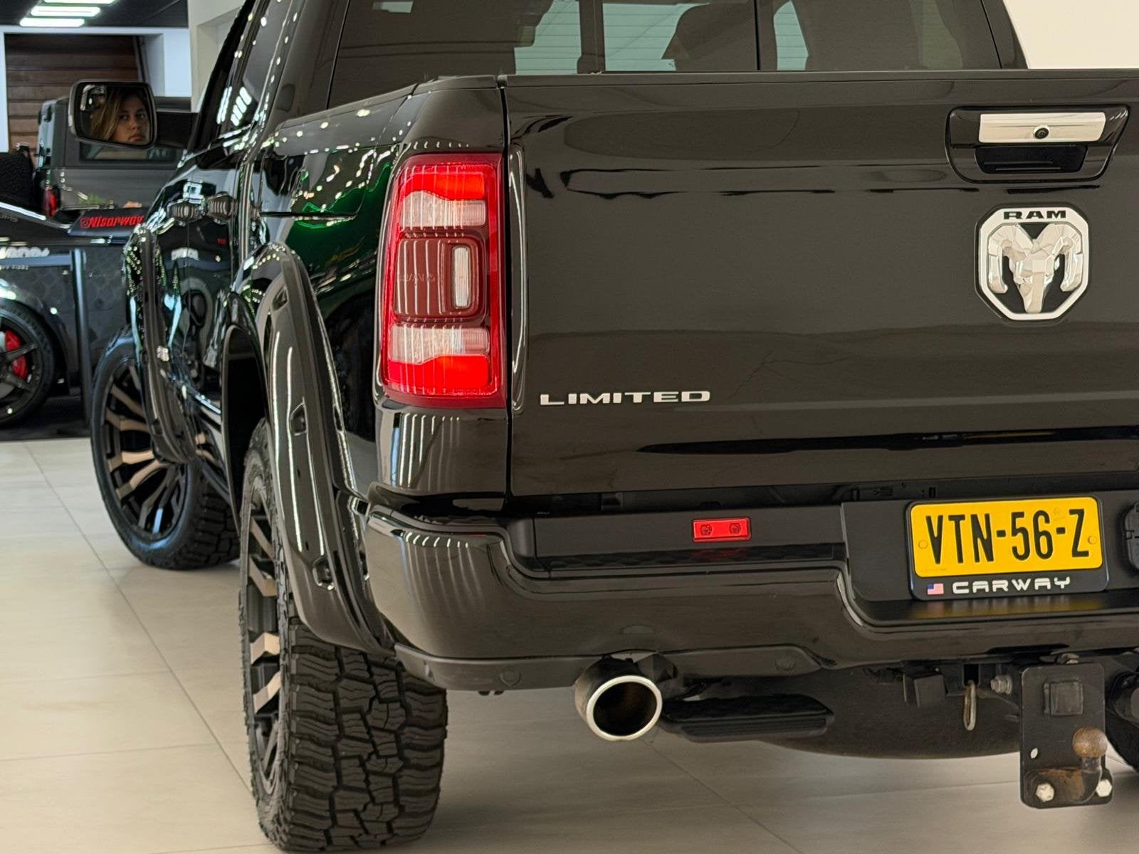 Dodge Ram 1500 5.7 V8 LIMITED 10TH ANNIVERSARY EDITION Wideb, Auto's, Automaat, 2361 kg, Gebruikt, 5654 cc