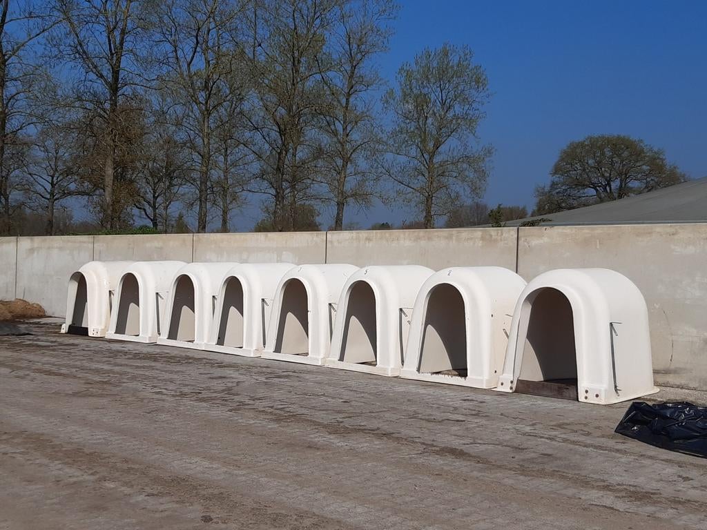 8 kalver iglo's, Ophalen