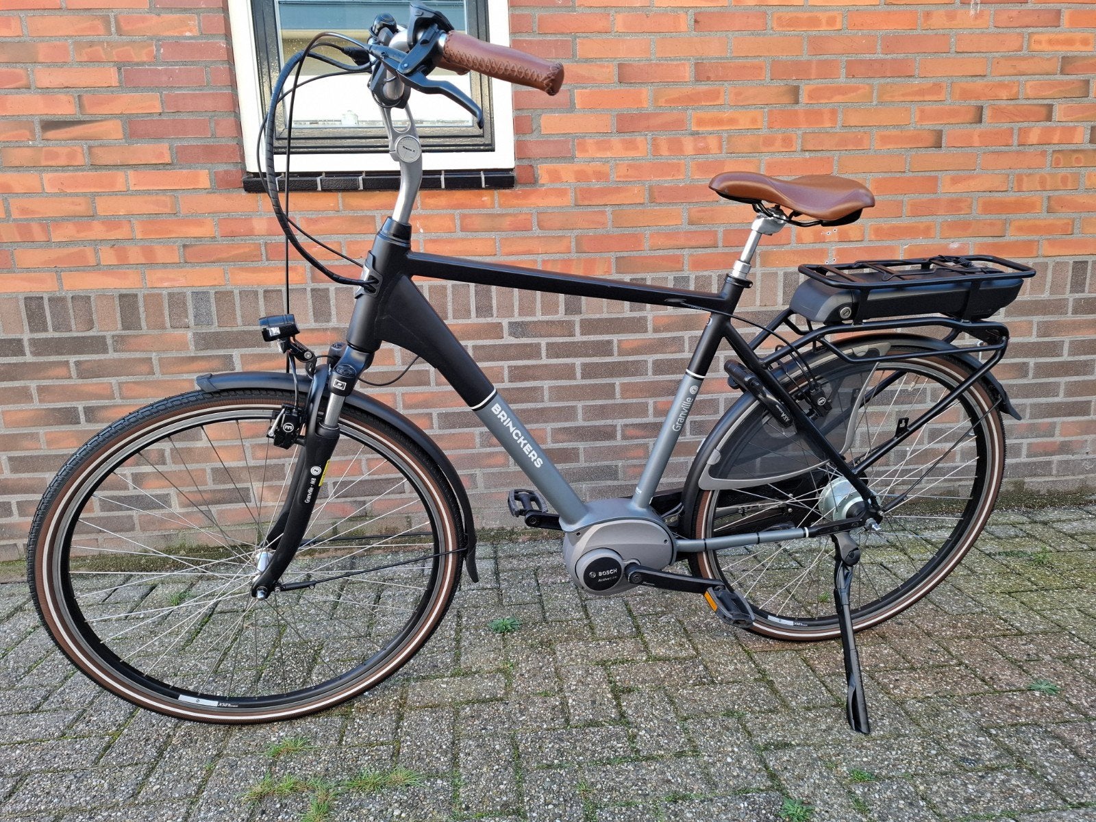 Brinckers Granville M8 met Bosch middenmotor. WEINIG KMS!!, Zo goed als nieuw, 50 km per accu of meer, 55 tot 59 cm, Ophalen
