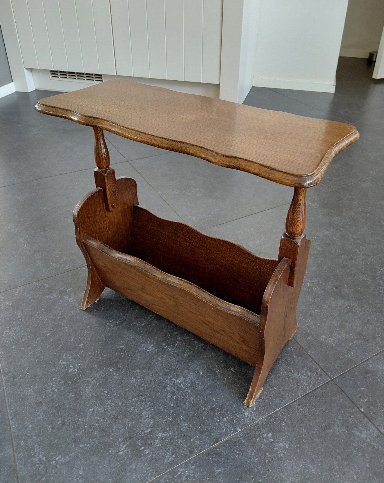 leuke eiken lectuurbak, Huis en Inrichting, Woonaccessoires | Krantenbakken en Lectuurbakken, Ophalen, Zo goed als nieuw, Hout