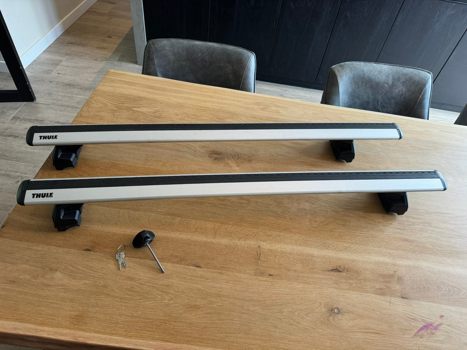 Thule wingbar evo dakdragers volkswagen passat, Ophalen, Zo goed als nieuw