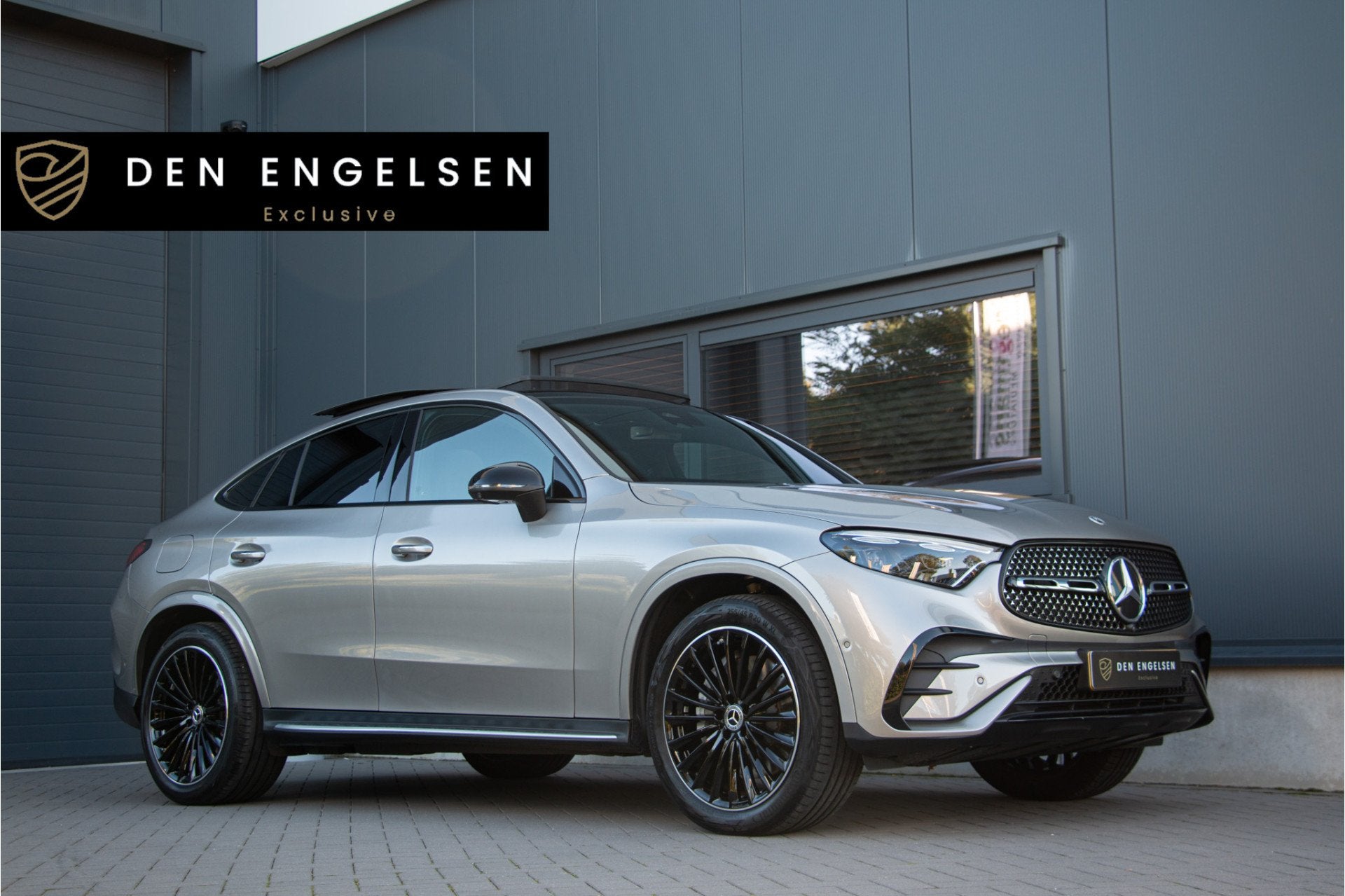 Mercedes-Benz GLC Coupé 300 4MATIC AMG | Luchtvering | Burm, Auto's, Dealer onderhouden, Gebruikt, 4 cilinders, Leder