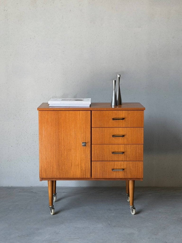 Vintage Mid century houten kastje op wielen, Antiek en Kunst, Ophalen