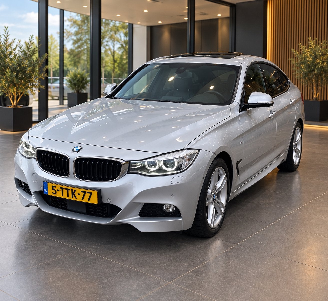 BMW 3-Serie GT 320I Aut8 2014 Grijs, Auto's, Achterwielaandrijving, 4 cilinders, Particulier, 84 €/maand