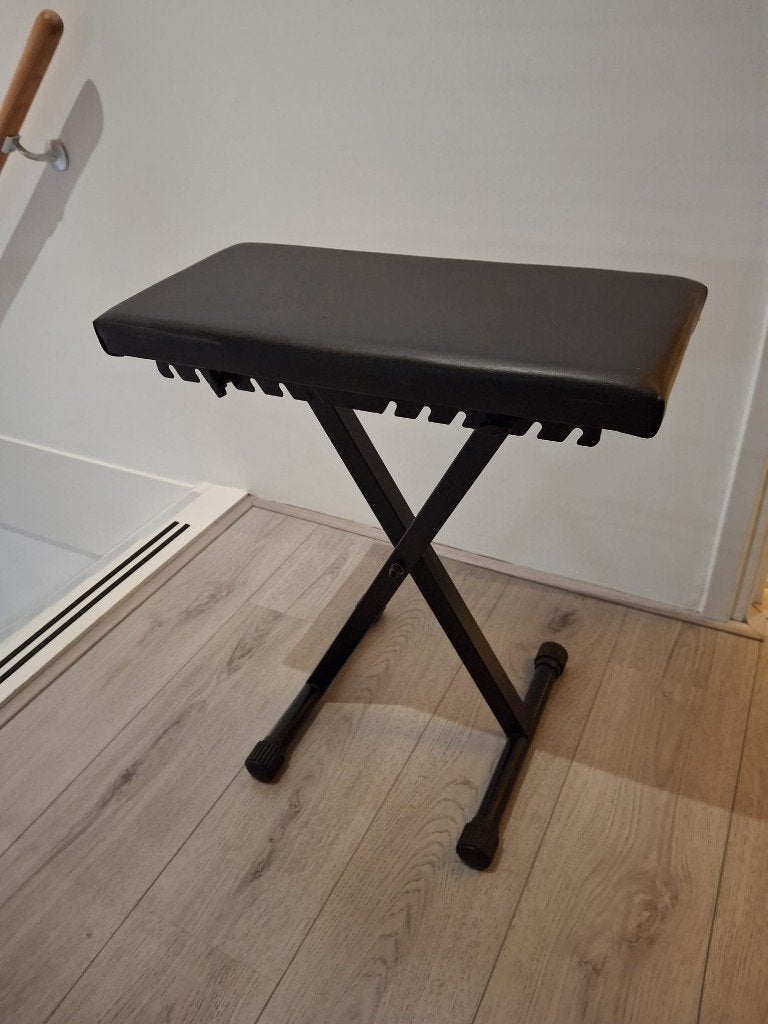 Keyboard, Standaard en kruk, Ophalen, Casio, Overige aantallen, Zo goed als nieuw