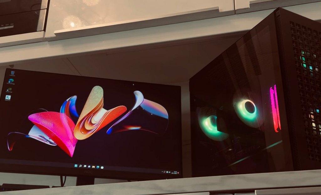 Game PC+monitor enz RTX 4060 & Ryzen 5 power, 32GB RAM - 1TB, Virtual Reality, Zo goed als nieuw, SSD, 4 Ghz of meer