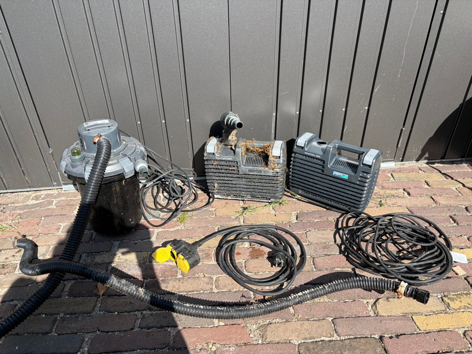 Vijverpomp en filters te koop, Ophalen, Gebruikt, Vijverpomp