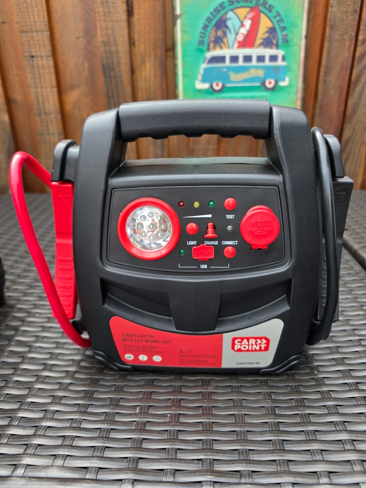 Carpoint 2-in-1 Jumpstarter met LED Werklamp - Nieuw, Auto diversen, Jumpstarters, Ophalen of Verzenden, Nieuw