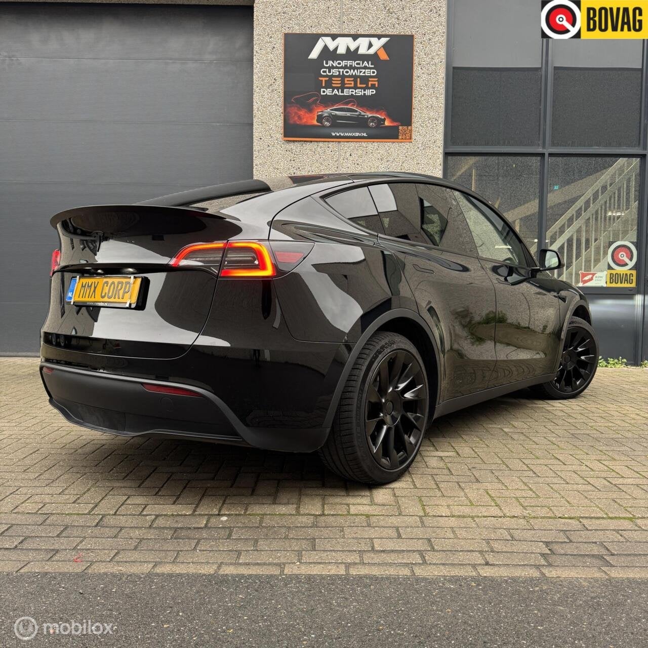 Tesla Model Y PREMIUM LFP + MMX PACK + IAP + 20" +SOH96.3%, Automaat, Adaptive Cruise Control, Gebruikt, Zwart