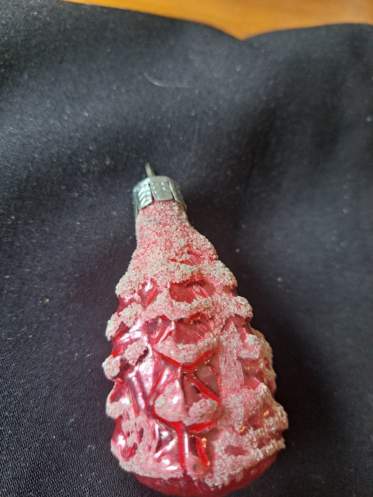 Roze denneappel kerstbal met paddestoel, Ophalen of Verzenden