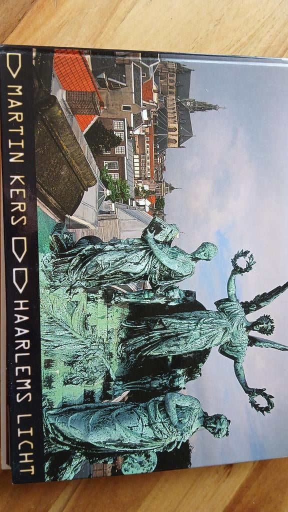 Martin Kers Haarlems licht, Boeken, Kunst en Cultuur | Fotografie en Design, Ophalen of Verzenden, Zo goed als nieuw, Fotografen