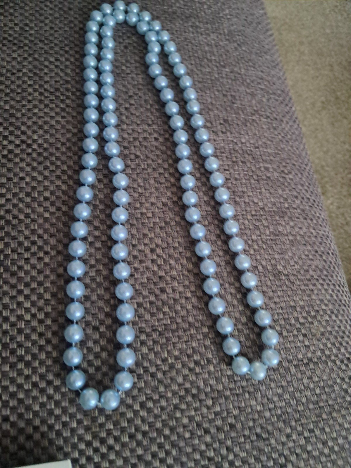 Ketting parel kleur blauw is netjes, Ophalen of Verzenden, Zo goed als nieuw, Blauw, Overige materialen