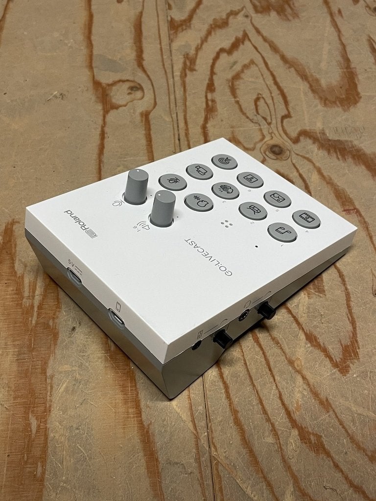 Roland GO:Livecast Videomixer B-Stock, Audio, Zo goed als nieuw, Hive 2, 1530 Arlington Business Park, Theale, Reading, RG7 4SA, Verenigd Koninkrijk