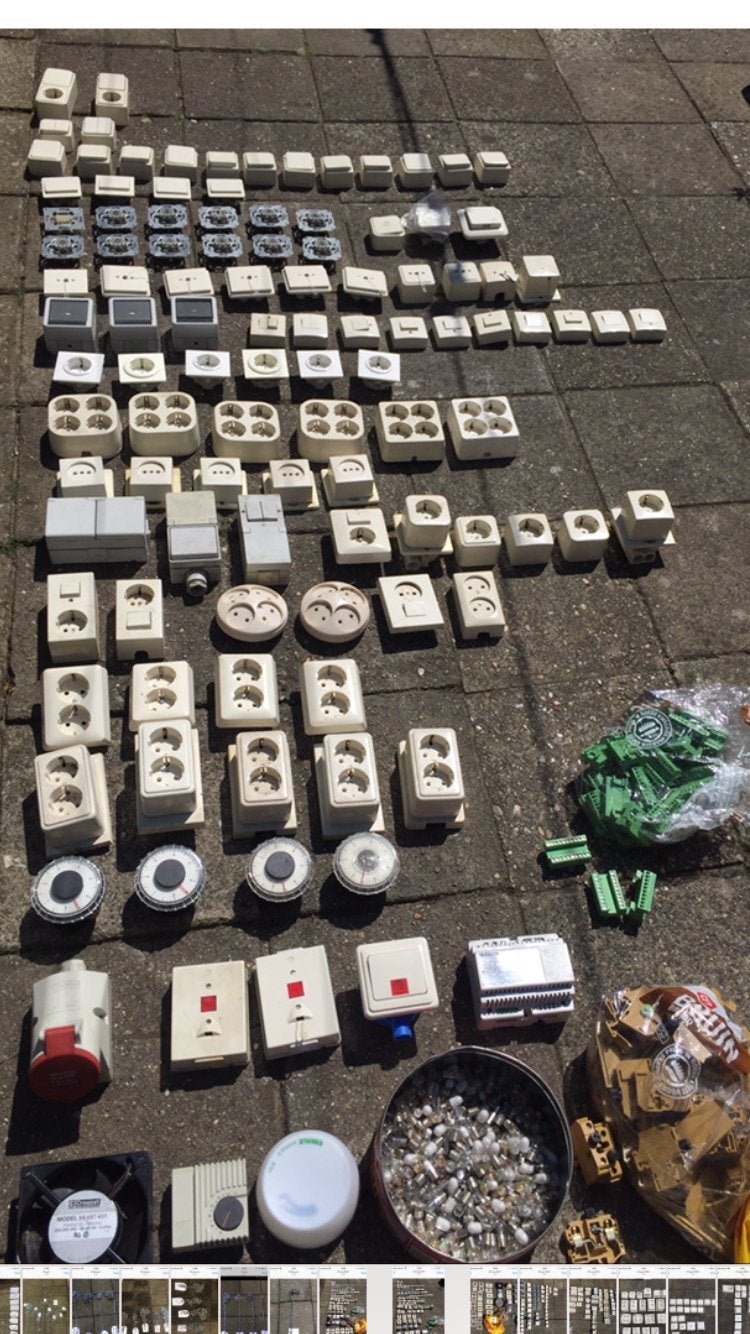 Diverse elekrische schakelmaterialen/wcd/buis/schakelaar/kab, Doe-het-zelf en Verbouw, Elektra en Kabels, Ophalen of Verzenden