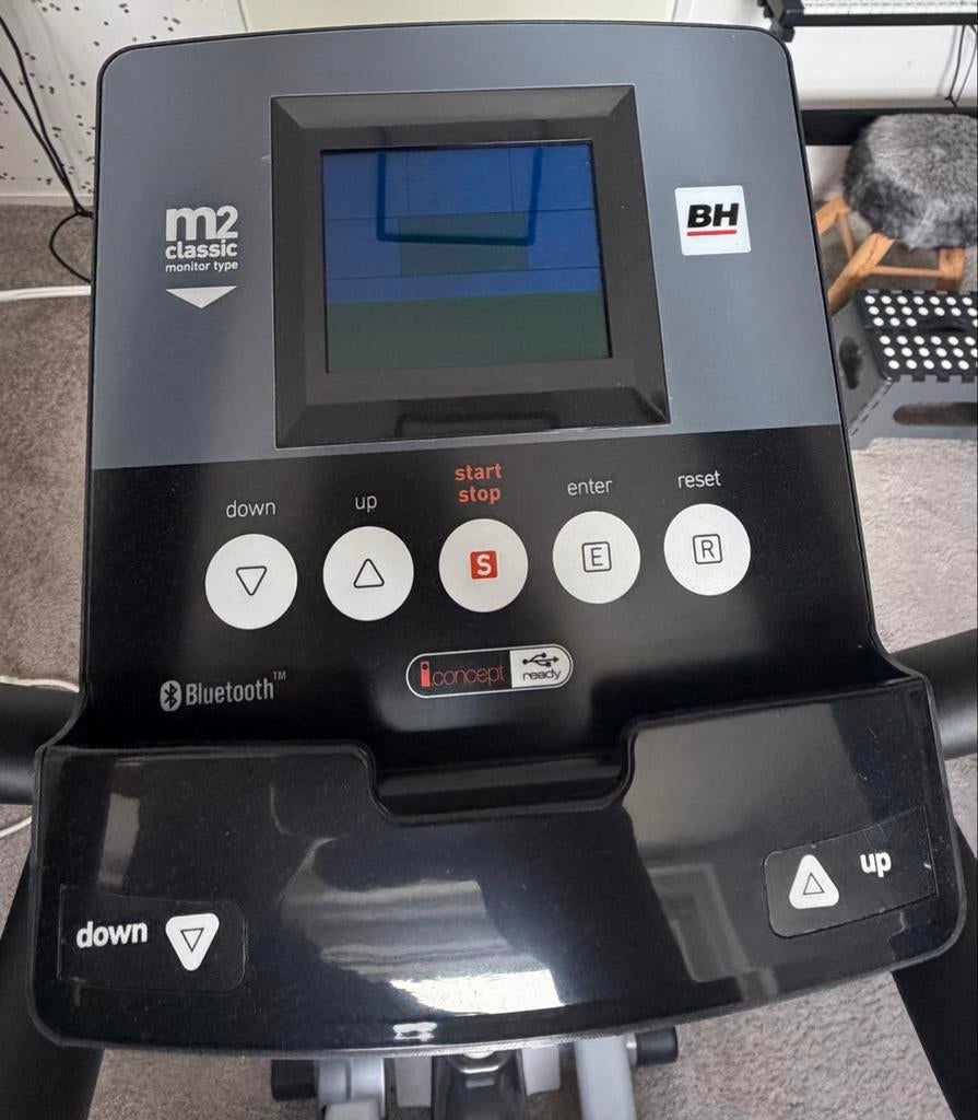 Nieuwe Crosstrainer - Nooit gebruikt, met Bluetooth, Sport en Fitness, Ophalen, Nieuw, Crosstrainer