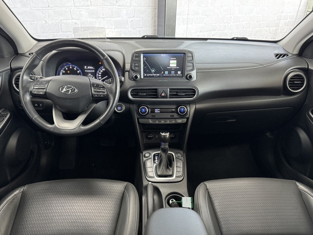 Hyundai KONA 1.6 T-GDI Premium 4WD Pano Trekhaak HUD Keyless, Auto's, Hyundai, Automaat, 4 cilinders, Vierwielaandrijving, 600 kg