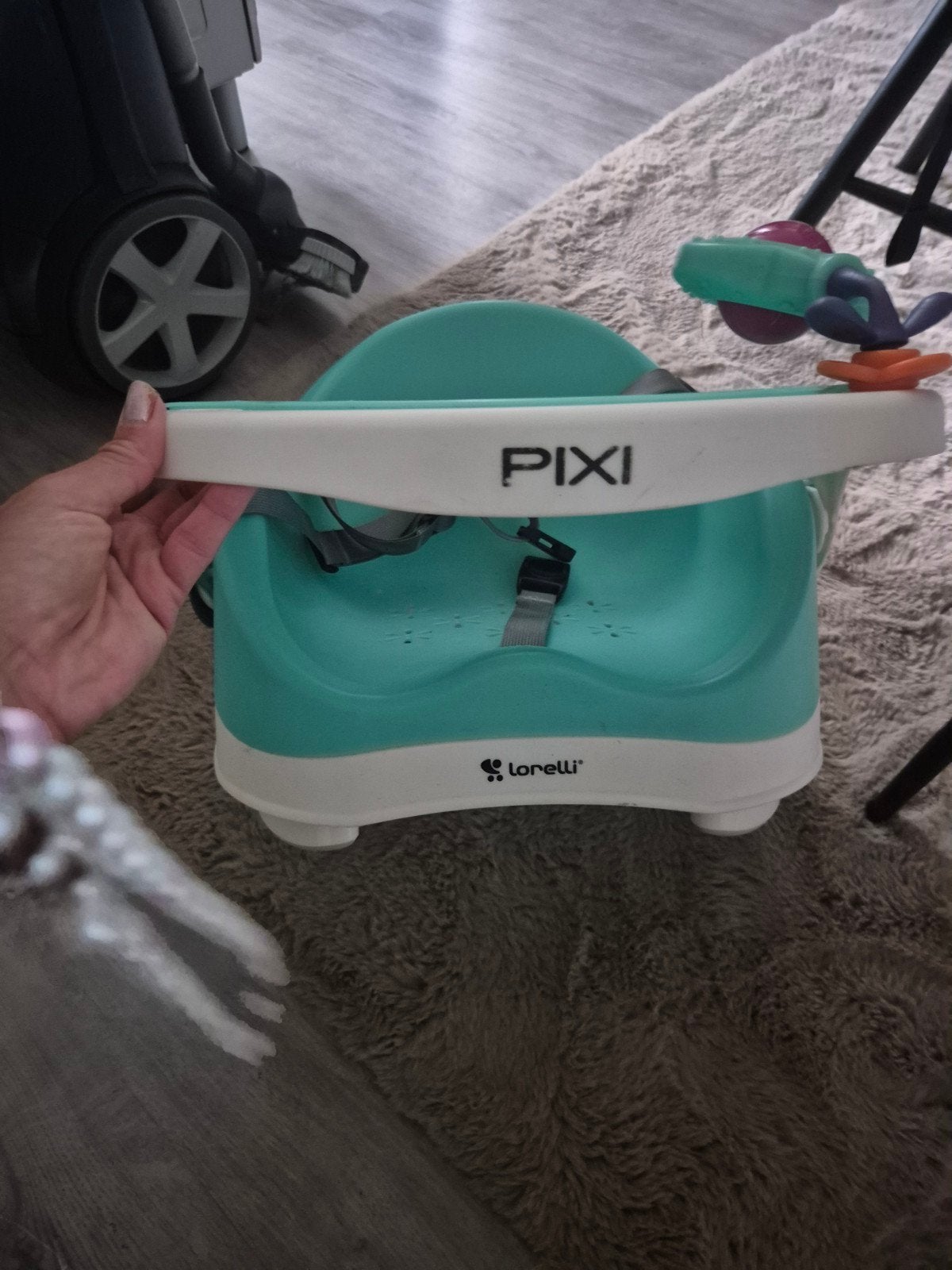 Lorelli Pixi kinderstoel met afneembaar eetblad, Ophalen
