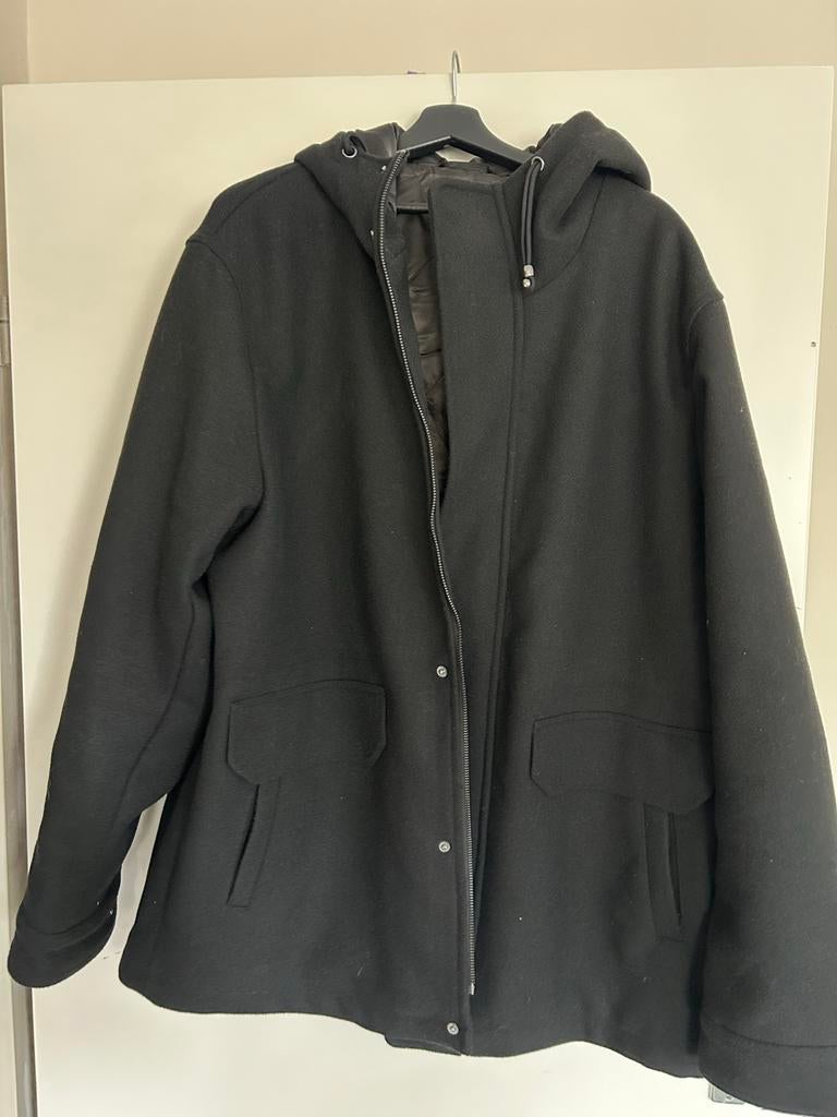 Zwarte C&A jas met capuchon - Maat XL, Kleding | Heren, Ophalen of Verzenden, Zo goed als nieuw, Maat 56/58 (XL), Zwart