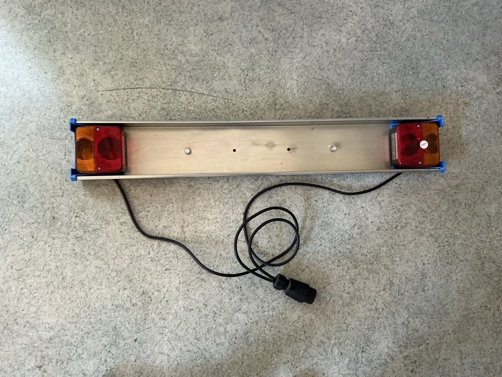Nieuwe lichtbalk voor aanhanger - 85 cm, metaal, 7-polig, Auto diversen, Ophalen, Nieuw