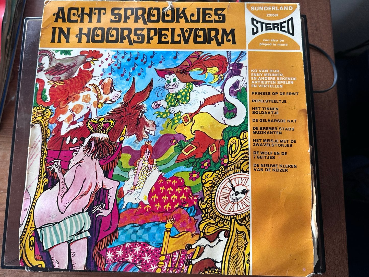 Acht Sprookjes in Hoorspelvorm - Sunderland LP (Waterschade), Cd's en Dvd's, Vinyl | Kinderen en Jeugd, Ophalen of Verzenden, Gebruikt