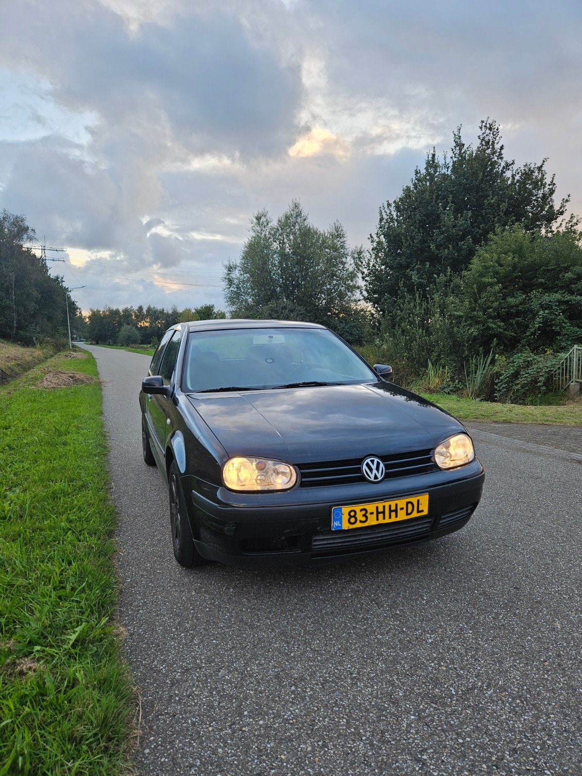 Volkswagen Golf 1.4 55KW 2001 Zwart met APK & AIRCO, Voorwielaandrijving, 15 km/l, 74 pk, Origineel Nederlands