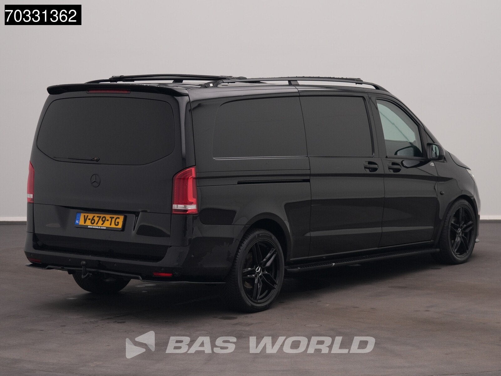 Mercedes Vito 116 Automaat L3H1 Black Edition 160PK Trekhaak, Auto's, Automaat, Gebruikt, Euro 6, 4 cilinders