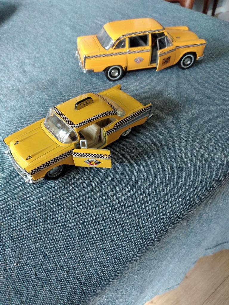 2 x taxi., Ophalen of Verzenden, Zo goed als nieuw, Auto