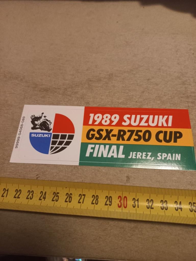 89 suzuki r750 cup Jeruzalem spian, Ophalen of Verzenden, Zo goed als nieuw