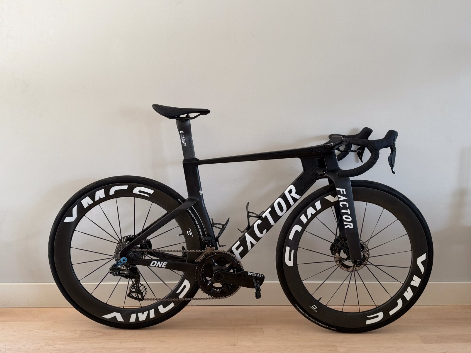 Factor ONE – Zo goed als nieuw | Volledig Dura-Ace | Premium, Carbon, Zo goed als nieuw, Meer dan 20 versnellingen, 53 tot 57 cm