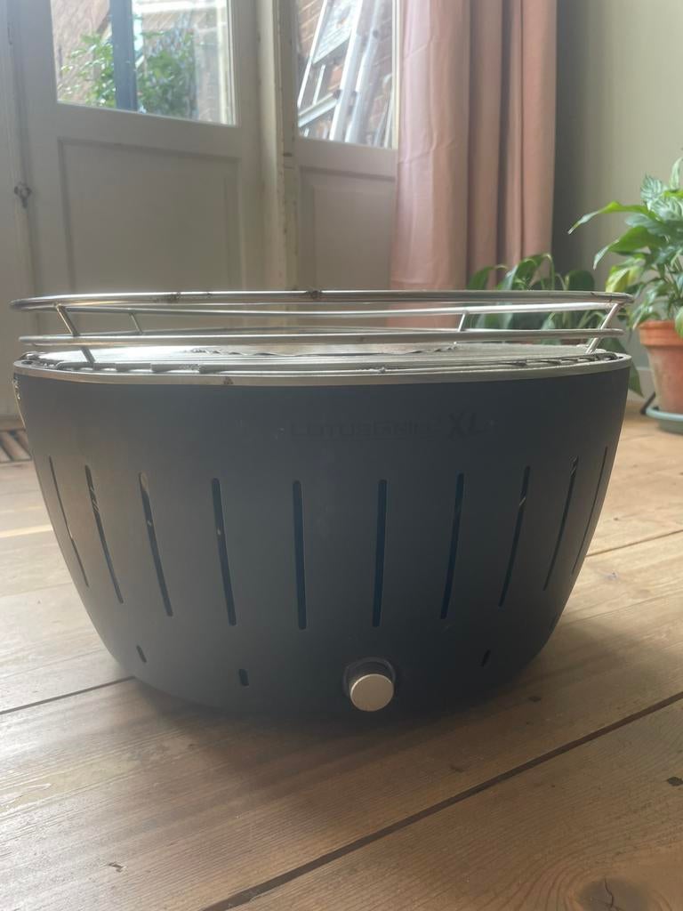 Lotusgrill XL BBQ barbecue, Tuin en Terras, Houtskoolbarbecues, Zo goed als nieuw, Ophalen of Verzenden