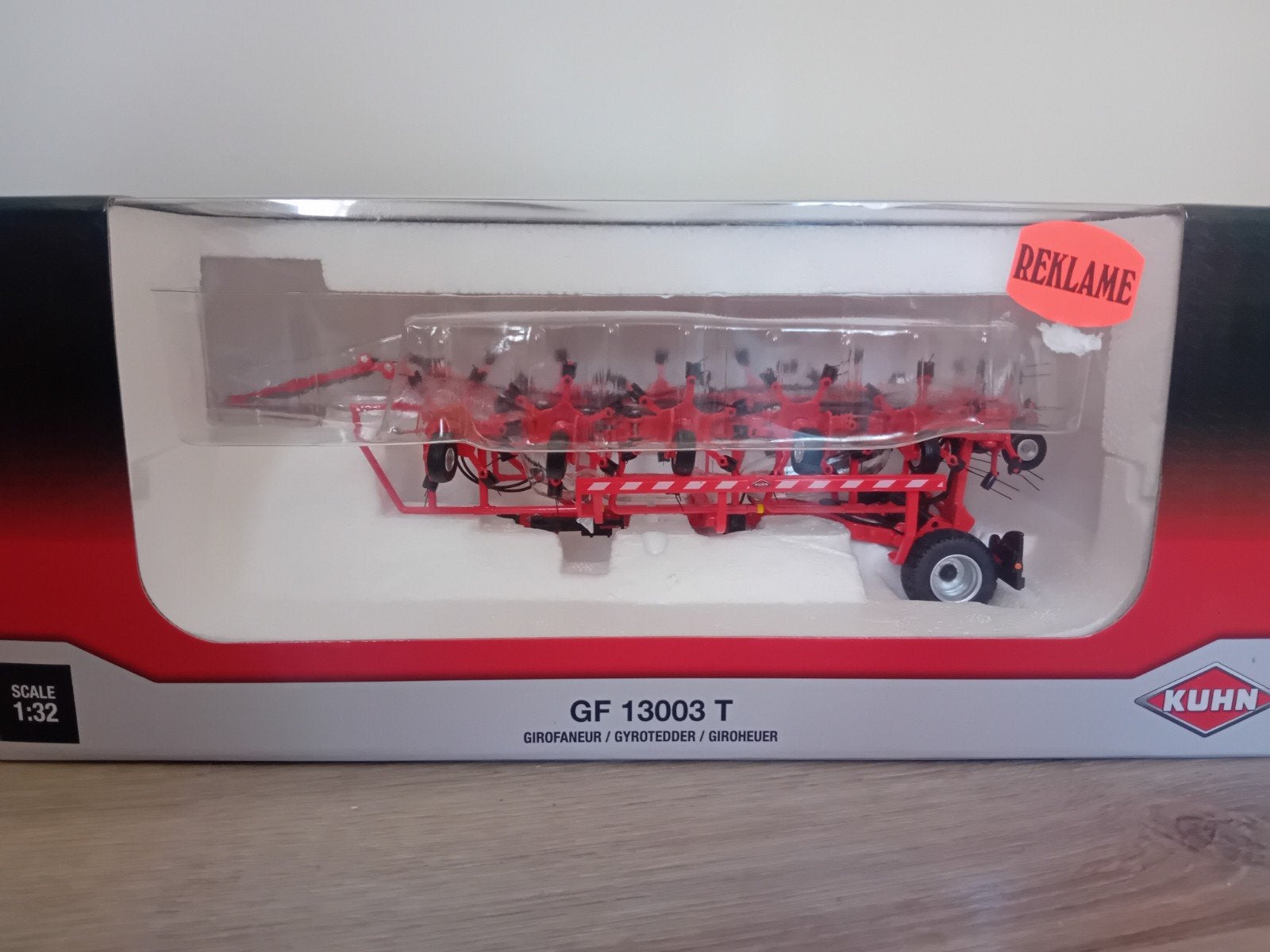 kuhn GF 130003T schudder 1:32, Ophalen of Verzenden, Nieuw, Tractor of Landbouw, Overige merken