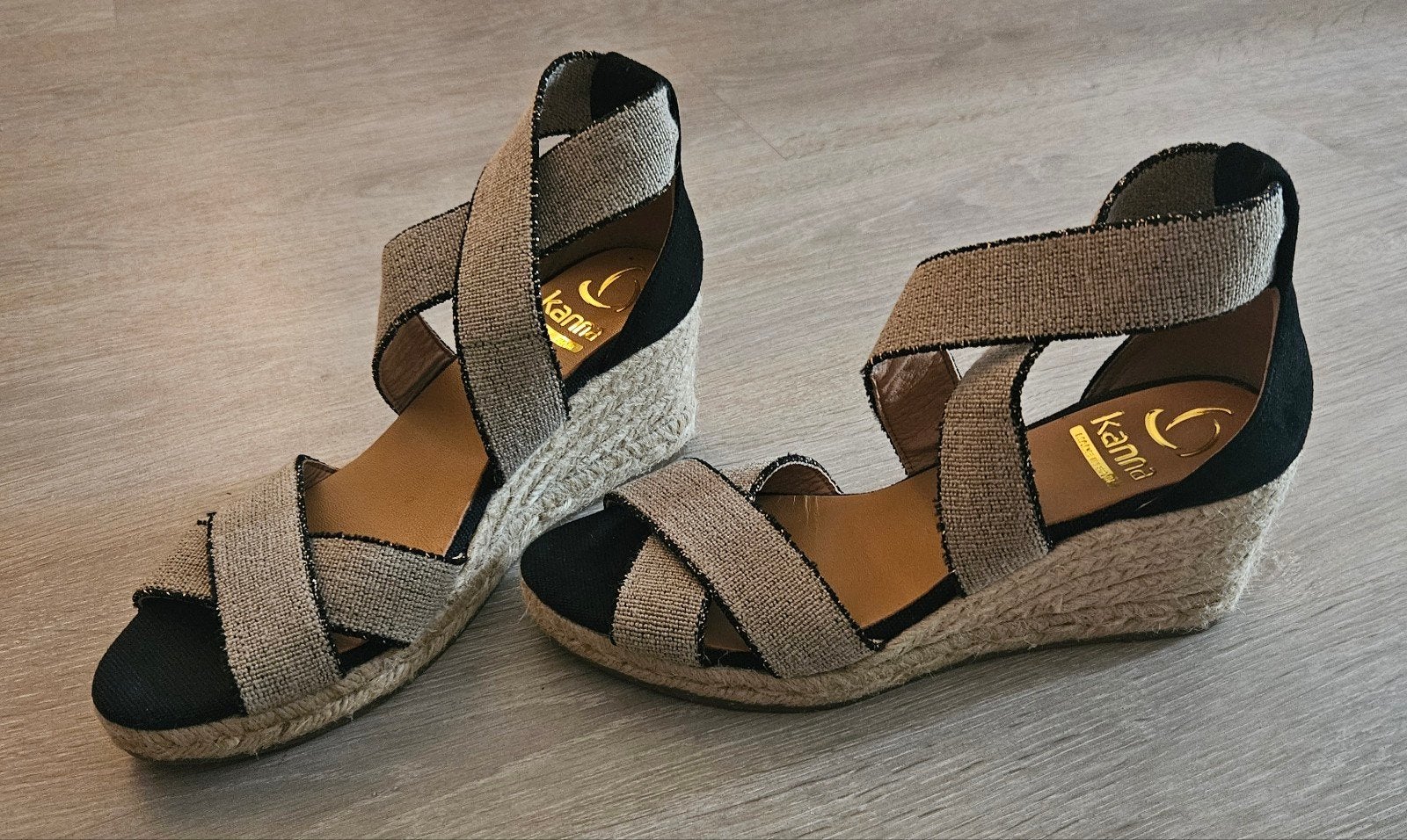 Kanna Laura espadrille sandalen sleehakken elastische banden, Ophalen, Nieuw, Beige, Sandalen of Muiltjes