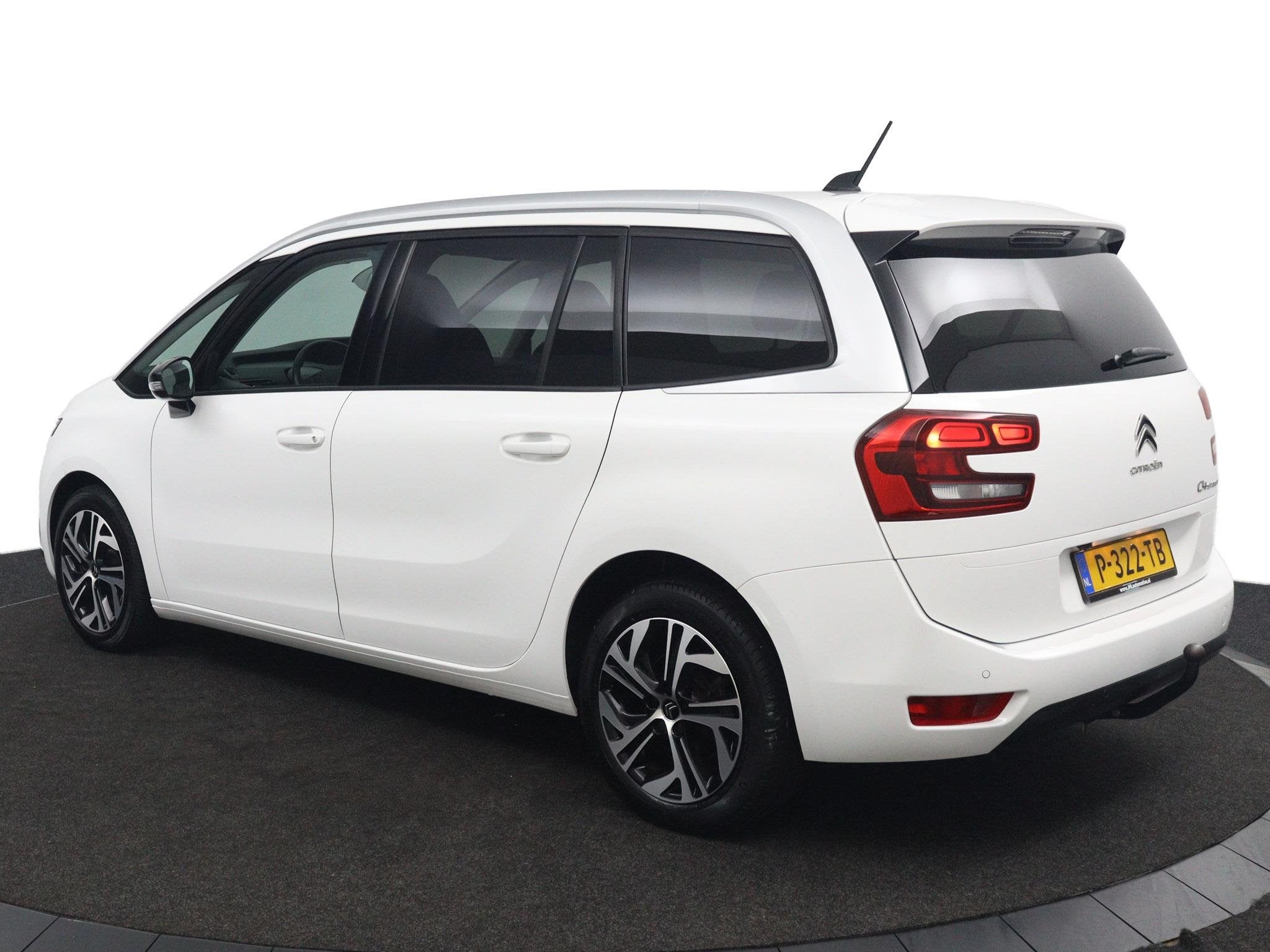 Citroen Grand C4 SpaceTourer 1.2*7-ZITS*CAM*HAAK*CARPLAY*NAV, Voorwielaandrijving, Stof, Gebruikt, 1199 cc