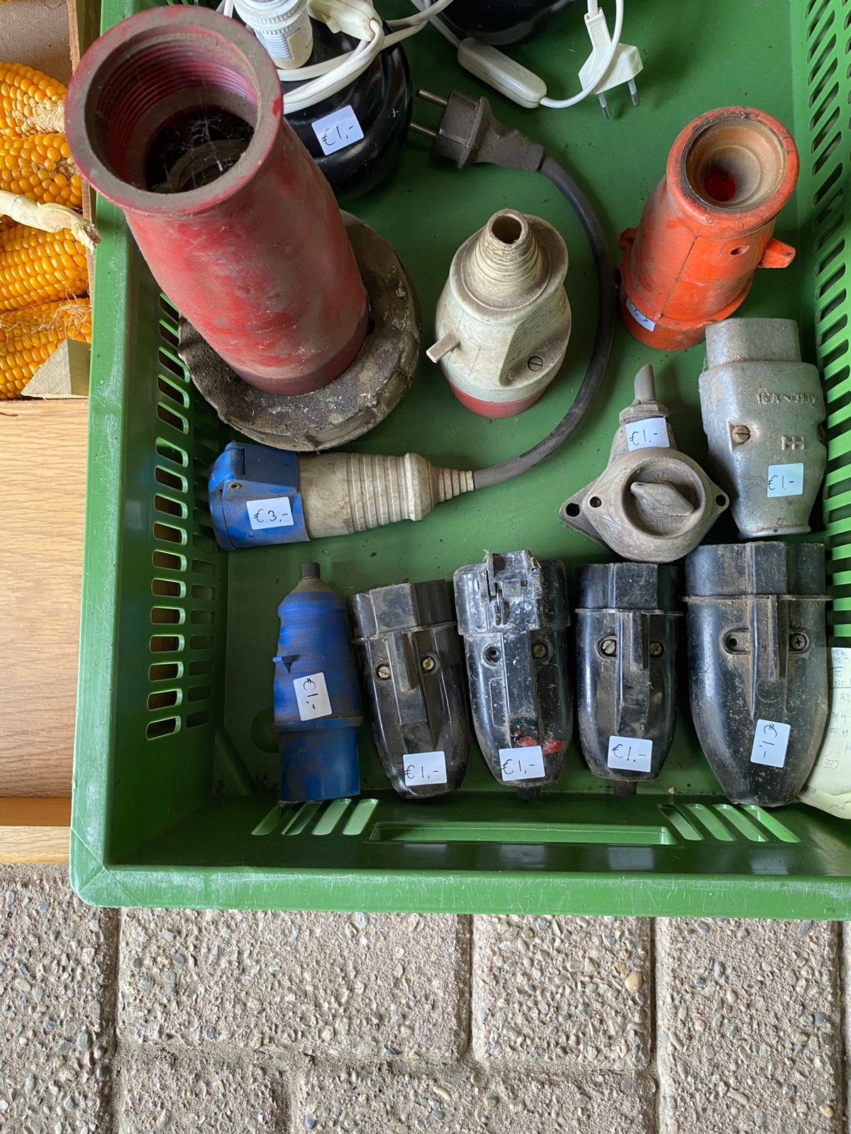 Stekkers diverse, Ophalen, Gebruikt