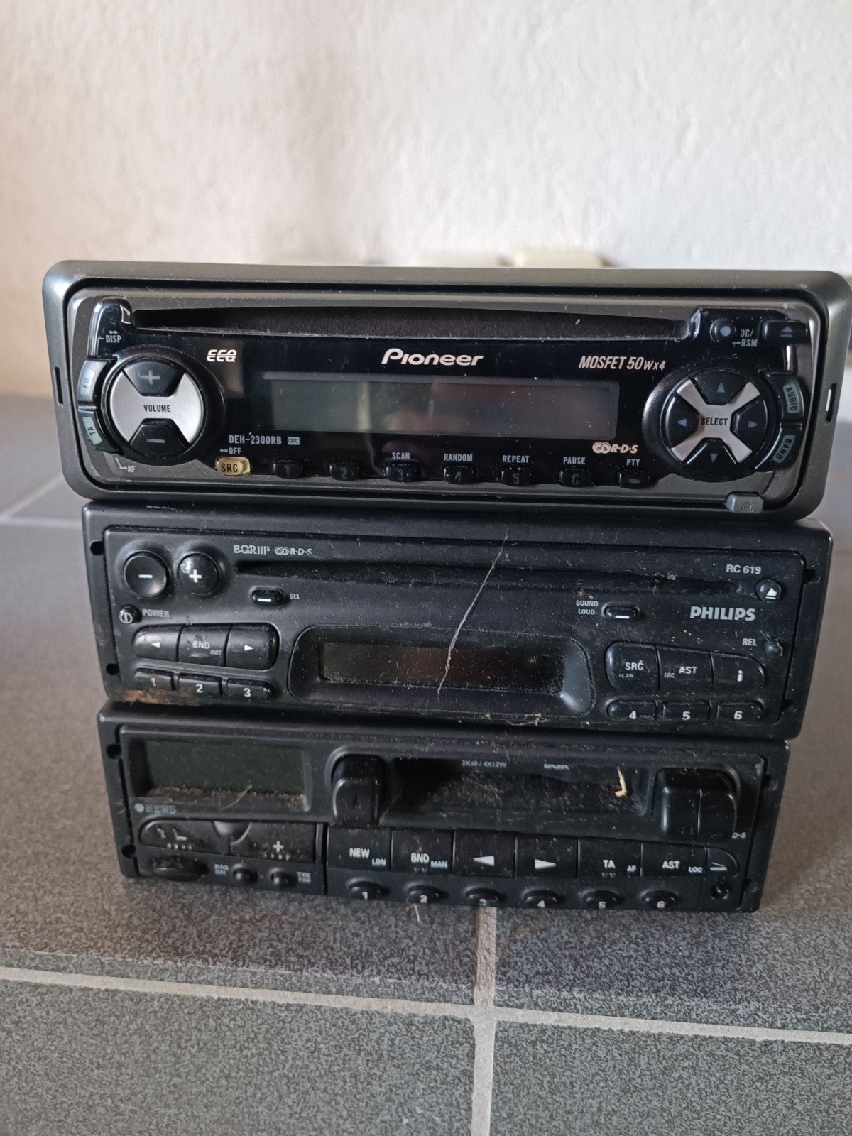 Pioneer en Philips autoradio's, Auto diversen, Ophalen of Verzenden, Gebruikt