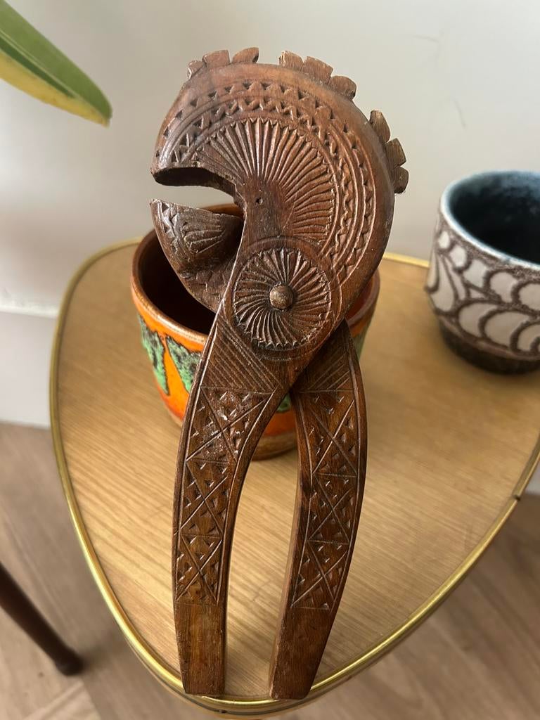 Vintage houten notenkraker handmade pasen cadeau, Ophalen of Verzenden, Overige typen