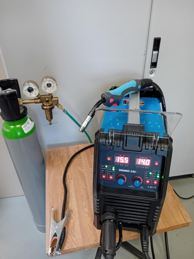Nieuw topper Mig Mag Co2 200amp. Lastoestel Kimach INVERTER, Doe-het-zelf en Verbouw, Gereedschap | Lasapparaten, Nieuw, Overige typen