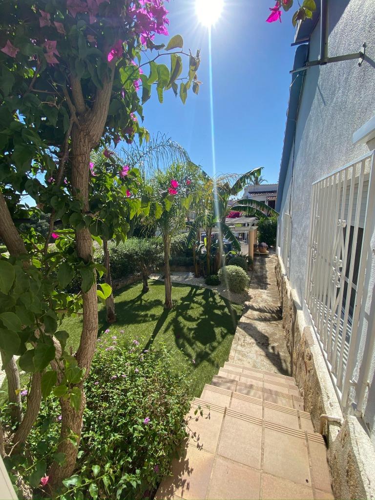 Foto 5 van Vrijstaande 4-persoons bungalow met privézwembad in Denia (M