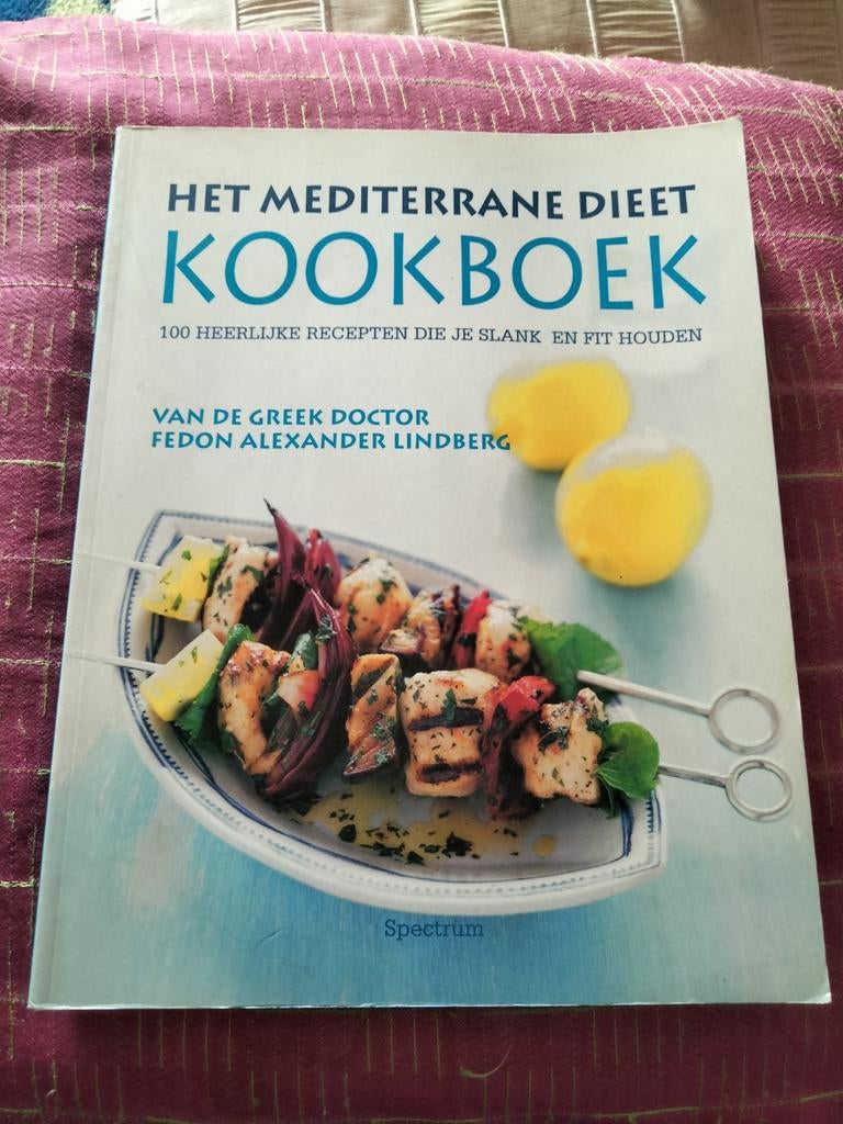 F.A. Lindberg - Het Mediterrane dieet kookboek, Boeken, Ophalen of Verzenden, Zo goed als nieuw, F.A. Lindberg