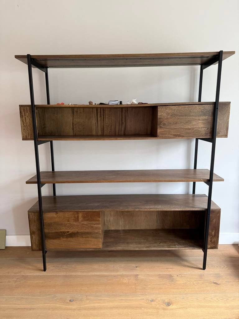 Houten Boekenkast met Metalen Frame, Ophalen, 100 tot 150 cm, Zo goed als nieuw, Met lade(s)