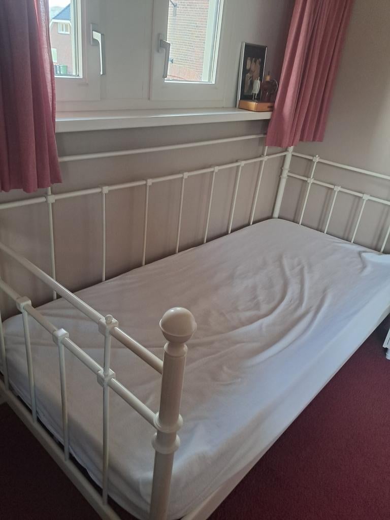 Bedframe 90 x 200, Gebruikt, 90 cm, Eenpersoons, Wit