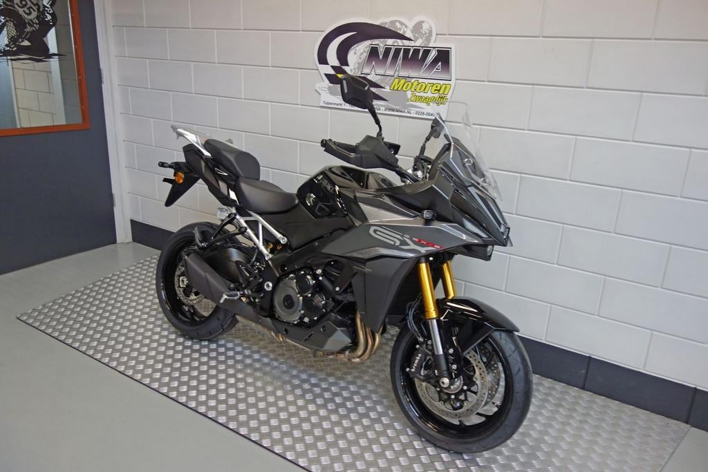 SUZUKI GSX-S 1000 GX, SUZUKI, 4 cilinders, Motorrijbewijs A, Bedrijf