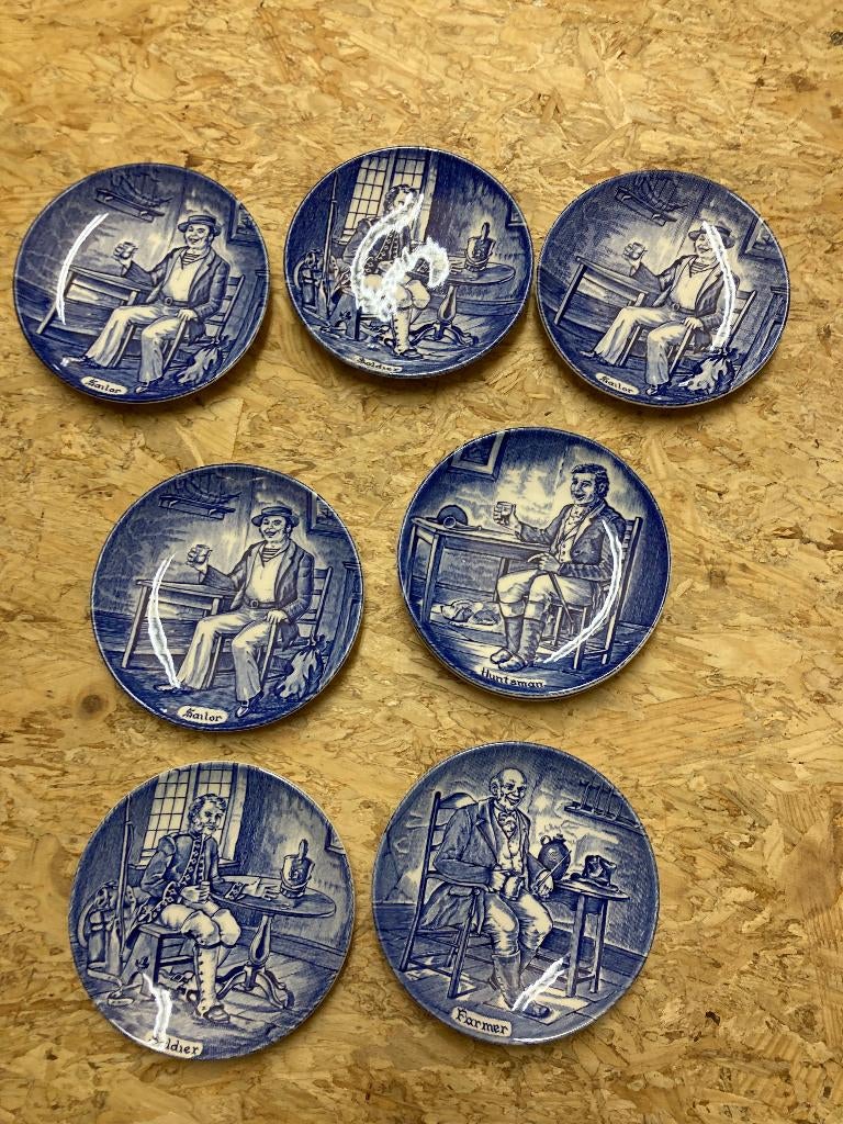 7 stuks Wedgwood schaaltjes met ambachten (onbeschadigd)., Ophalen of Verzenden, Zo goed als nieuw