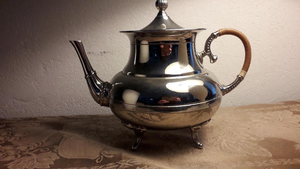 ANTIEKE RIO TIEL THEEPOT, Antiek en Kunst, Ophalen of Verzenden