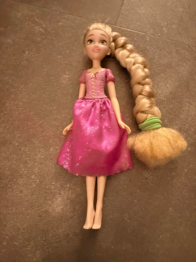Rapunzel pop met lange vlecht, Ophalen of Verzenden, Gebruikt, Overige typen