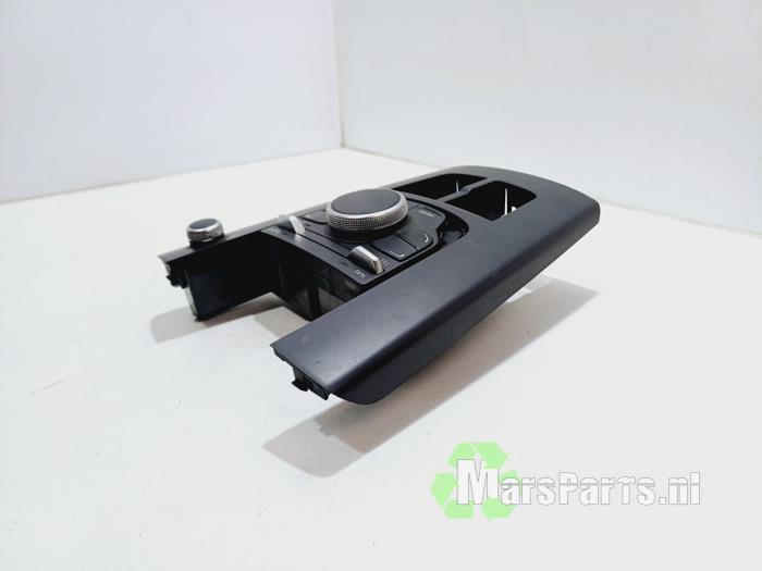 Regelunit Multi Media van een Audi A3, Gebruikt, -, -, -