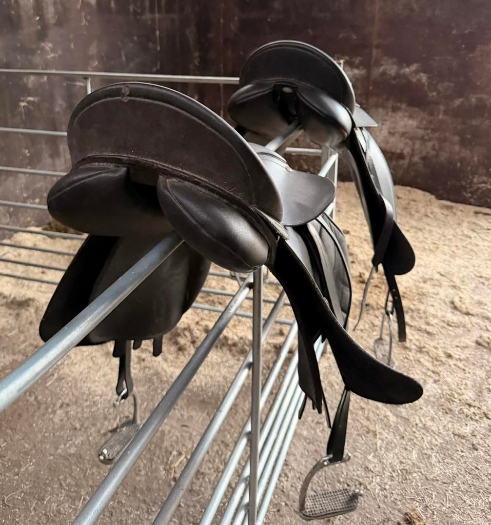 wintec zadel dressuur 17,5 inch, Dieren en Toebehoren, Paarden en Pony's | Zadels, Ophalen of Verzenden, Gebruikt, Dressuur